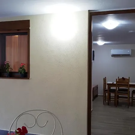 Fyllou Apartment *