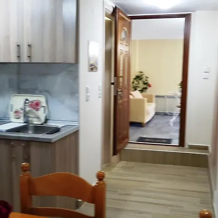 Fyllou Apartment