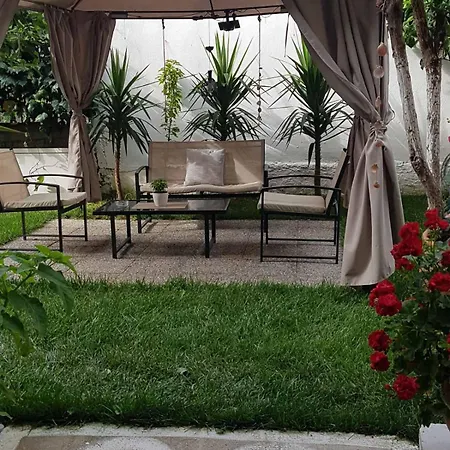 Fyllou Apartment